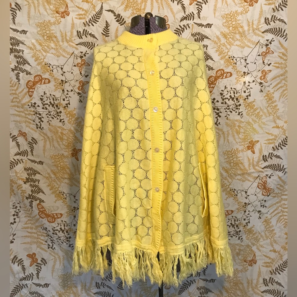 Vintage yellow poncho cape with fringe